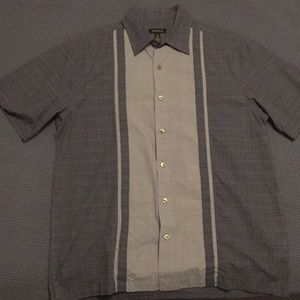 Short-sleeve Van Heusen shirt